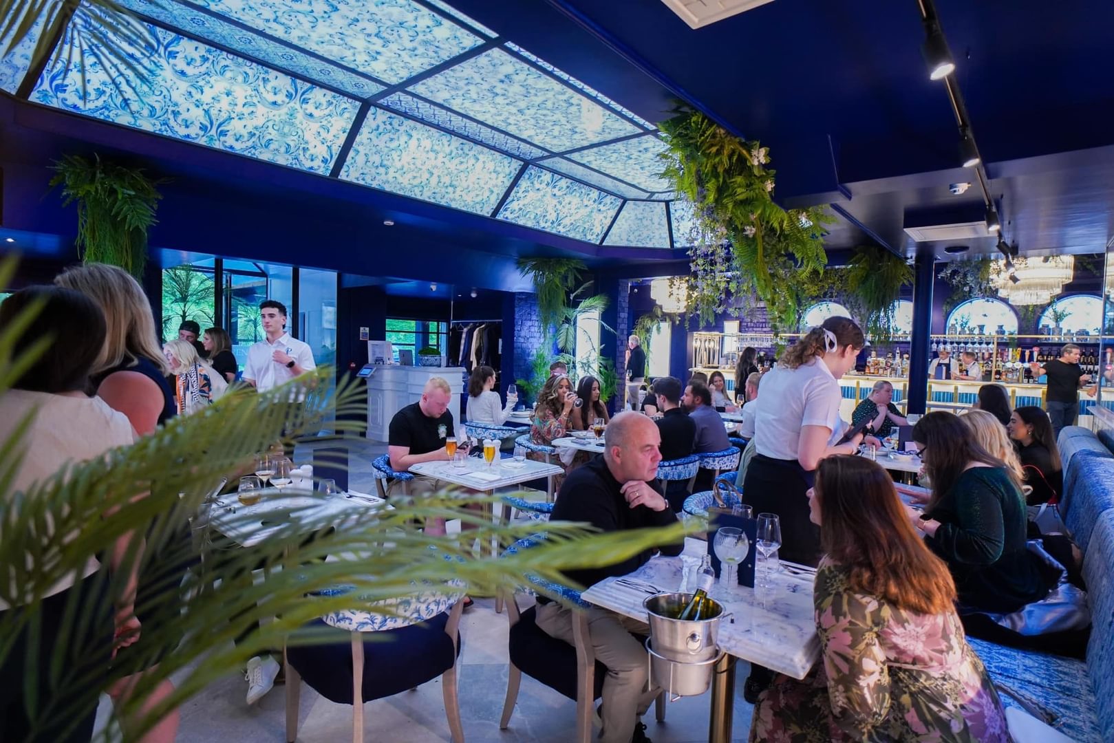 Penelope's - Interior